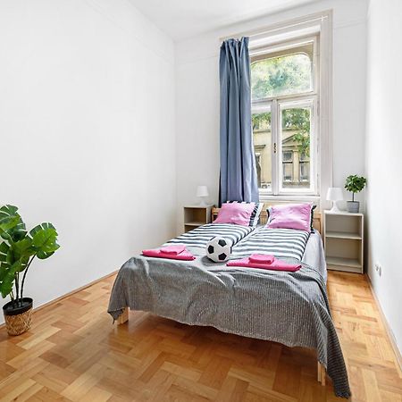 Urban Nice Homes Citycentre 布达佩斯 外观 照片